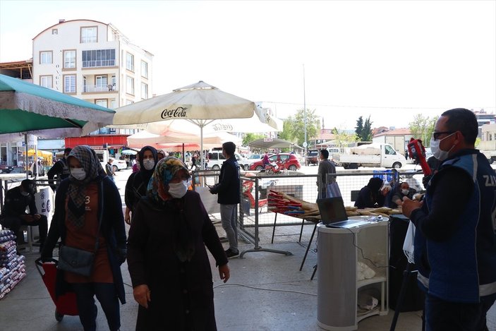 Burdur'da halk pazarına termal kameralı önlem
