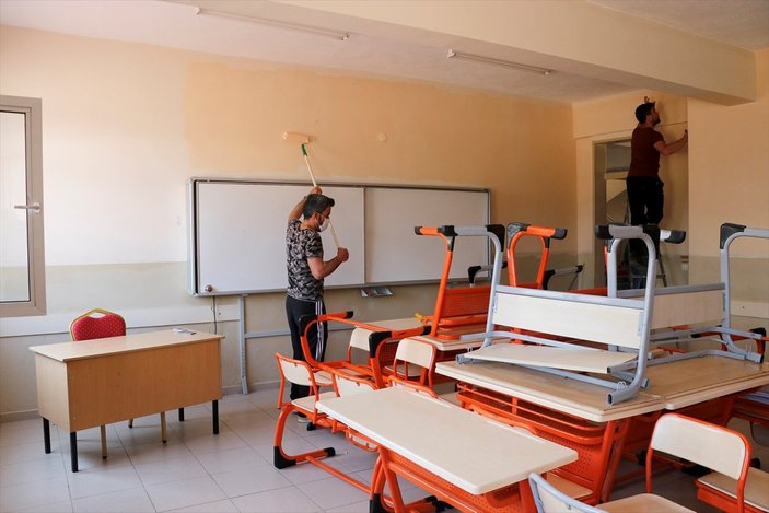 Muğla'da 90 infaz koruma memuru gönüllü tadilat yapıyor