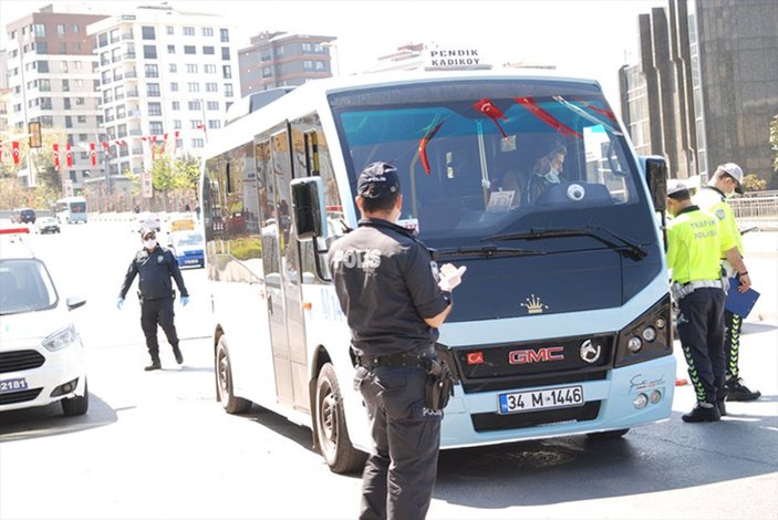 İstanbul'da toplu taşıma araçlarında korona denetimi