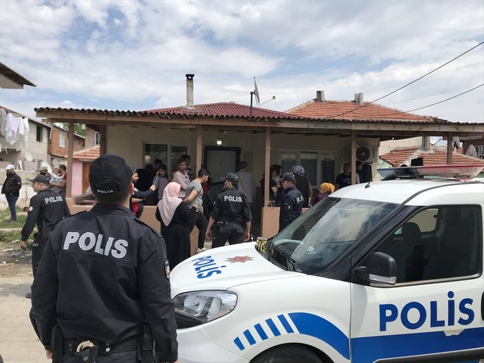 Edirne'de av tüfeğiyle vurulan 5 kişi yaralandı