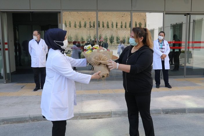 Yozgat'ta koronayı yenen sağlık görevlisi taburcu edildi