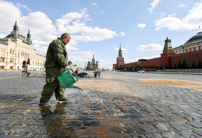 Rusya, koronavirüsün en hızlı yayıldığı ülke konumunda
