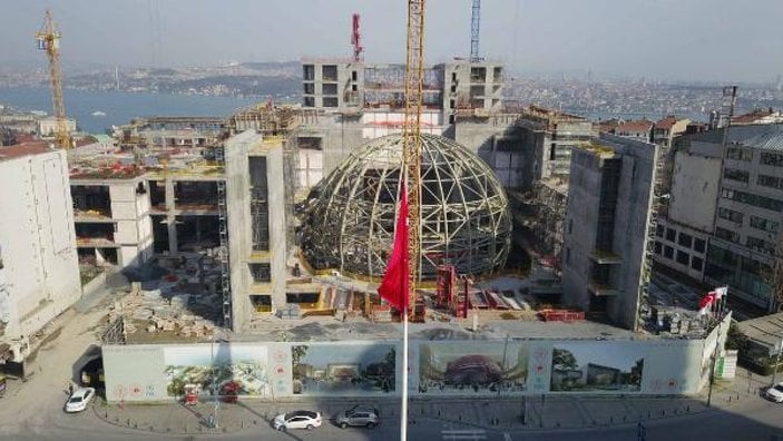 Yeni Atatürk Kültür Merkezi yükselmeye başladı
