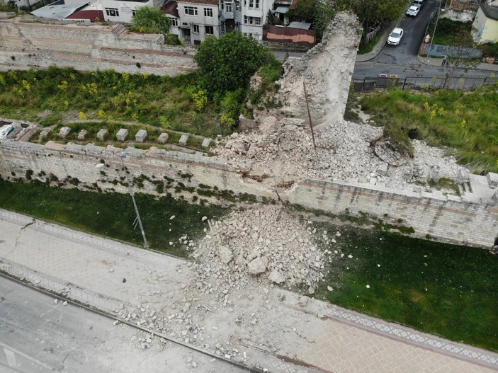 İstanbul'daki tarihi surlarda çökme meydana geldi