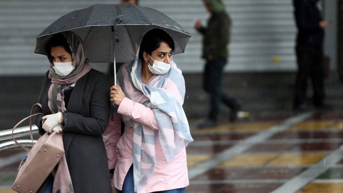 İran, koronavirüste ikinci dalgaya hazırlanıyor