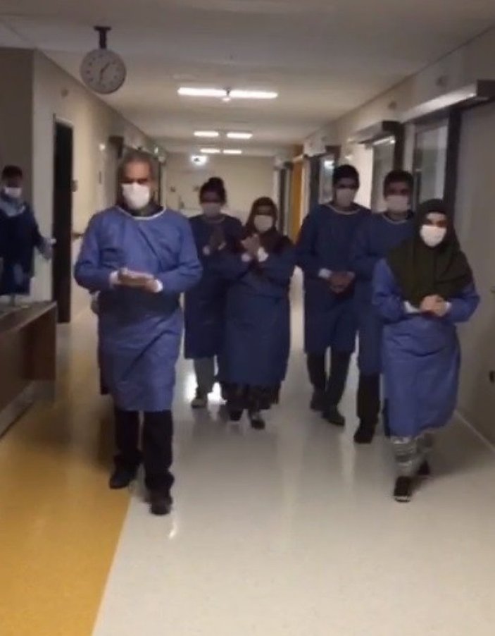 Elazığ'da 7 kişilik aile koronavirüsü yendi