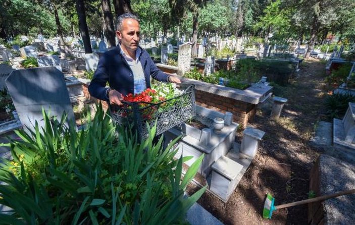 Korona, mezar ziyaretini dijitalleştirdi