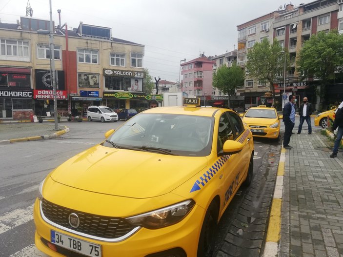 İstanbul'da yasak kalkınca taksiler yollara çıktı