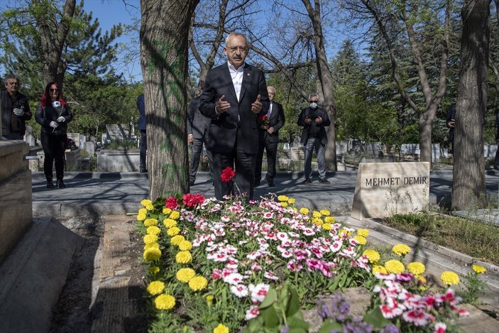 Kılıçdaroğlu, Deniz Gezmiş ve arkadaşlarını andı