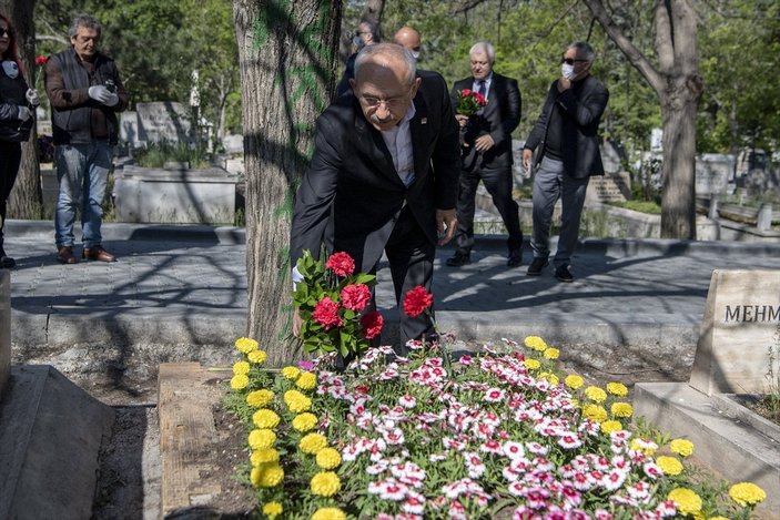 Kılıçdaroğlu, Deniz Gezmiş ve arkadaşlarını andı