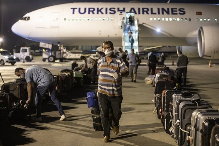 Maldivler'den 209 Türk vatandaşı Ankara'ya getirildi