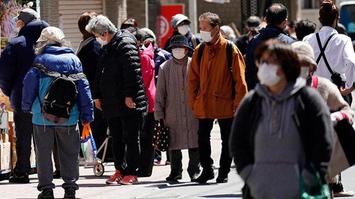 Japonya'da korona virüse bağlı ölü sayısı 600'ü aştı