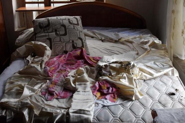 Konyalı anne ve kızın iddiası: Evdeki eşyalar kendiliğinden yanıyor