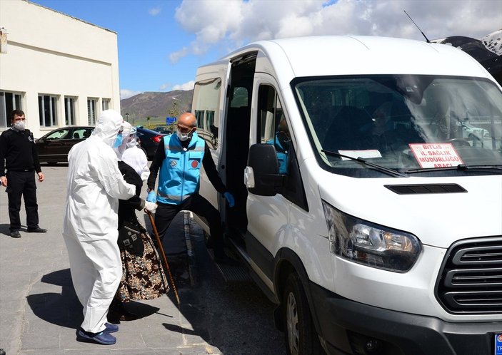 Bitlis'te 9 hasta koronavirüsü yendi