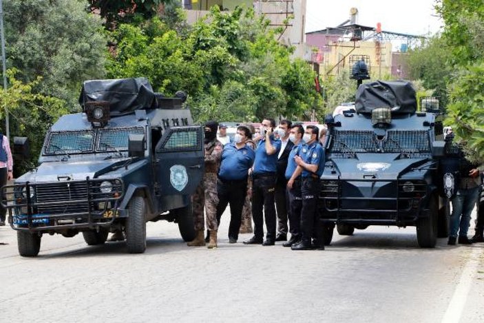 Adana'da silahla etrafa ateş açan komando dede yakalandı