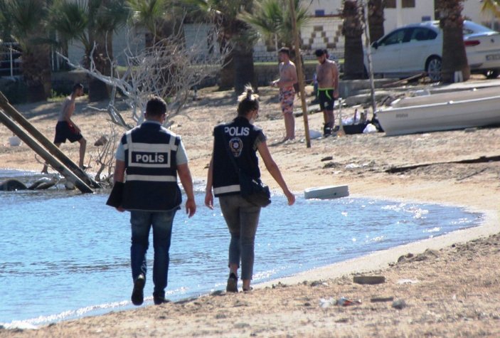 Bodrum'da denize giren 3 kişi polise yakalandı
