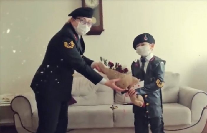 Jandarma olan anneler için özel klip