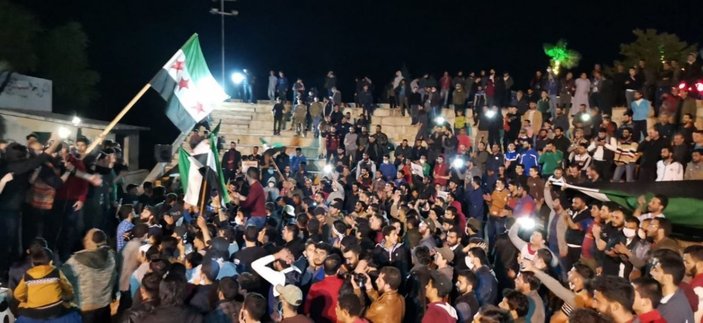 İdlib'de Esad rejimi karşıtı protesto