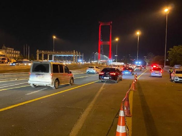 İstanbul'da sokağa çıkma kısıtlaması sonrası trafik