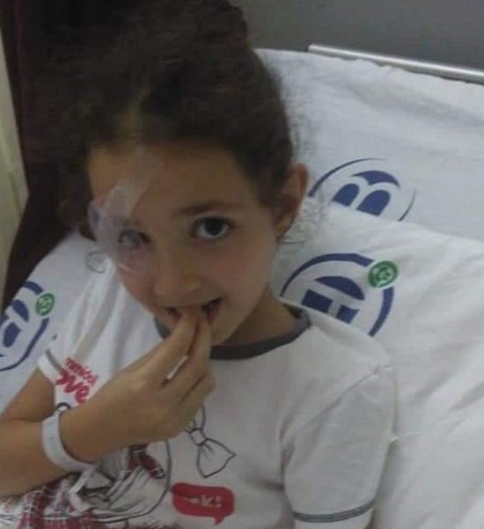 Kanser hastası Elif'in ailesini doktor rolüyle dolandırdı