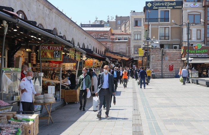 İstanbul'da alışveriş yoğunluğu