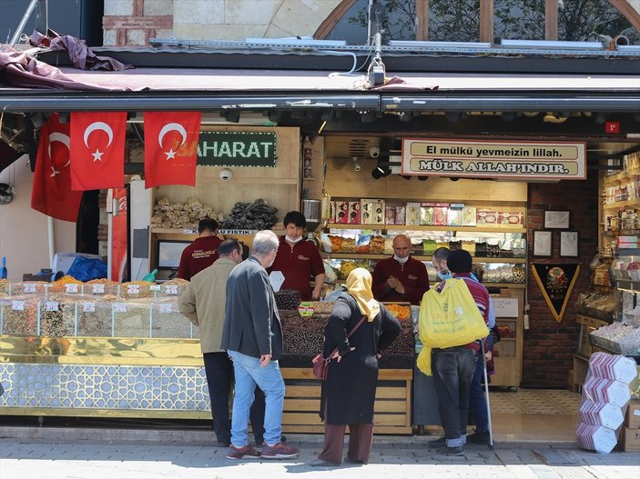 İstanbul'da alışveriş yoğunluğu