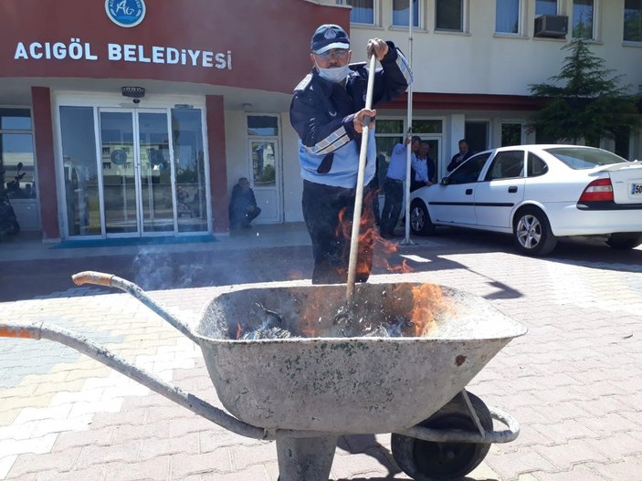 Nevşehir'de belediye, veresiye defterlerini yaktı