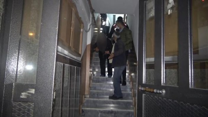 Sultangazi'de fuhuş operasyonunda 6 kişi yakalandı