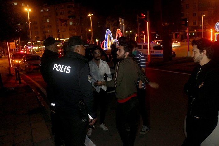 Adana'da otomobil sürücüsüne 'gürültü cezası'