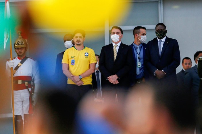 Brezilya'da koronavirüs, bir sağlık bakanını daha yedi