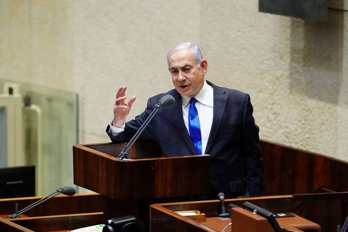 Netanyahu, yeni kabinesini parlamentoya sundu