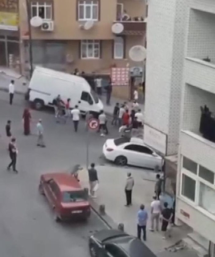 Gaziosmanpaşa'da iki grup arasında kavga çıktı