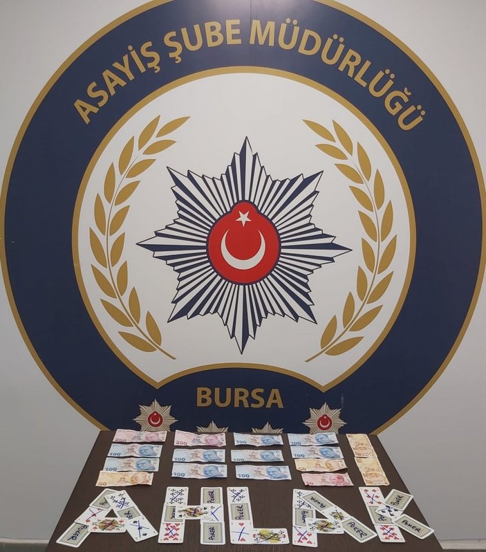 Bursa'da 7 kumar baskınında 101 kişiye para cezası