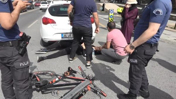 İstanbul'da, sokağa çıkan bisikletli çocuğa araba çarptı