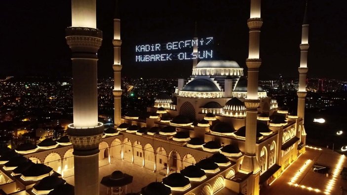 Çamlıca Camii'nde 19 Mayıs ve Kadir Gecesi kutlaması
