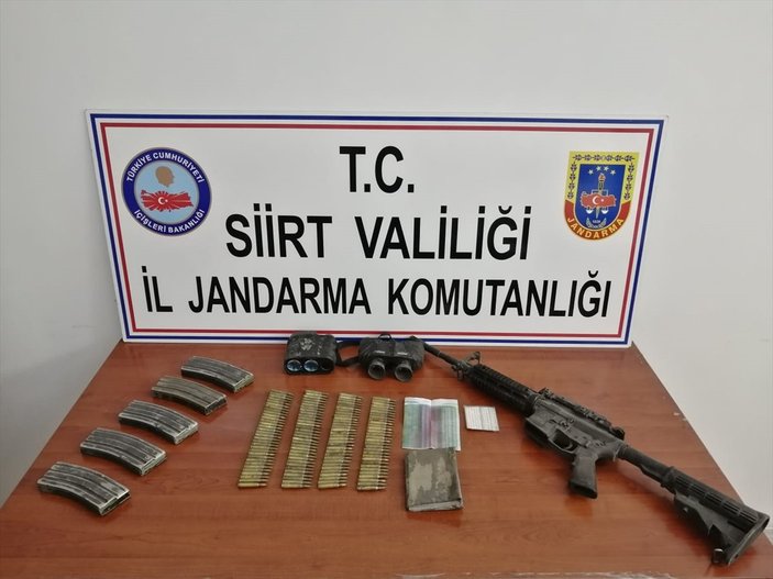 Siirt kırsalında PKK'ya ait silah ve mühimmat bulundu