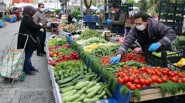 Komisyoncuların politikası fiyatlara vurdu