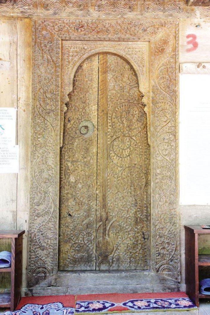 Rize’de 300 yıllık cami restorasyon kurbanı