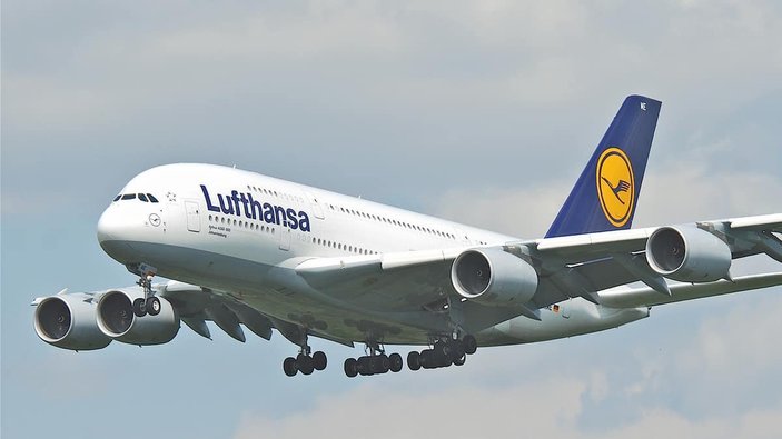 Alman hükümetinden Lufthansa'ya 9 milyar euroluk yardım