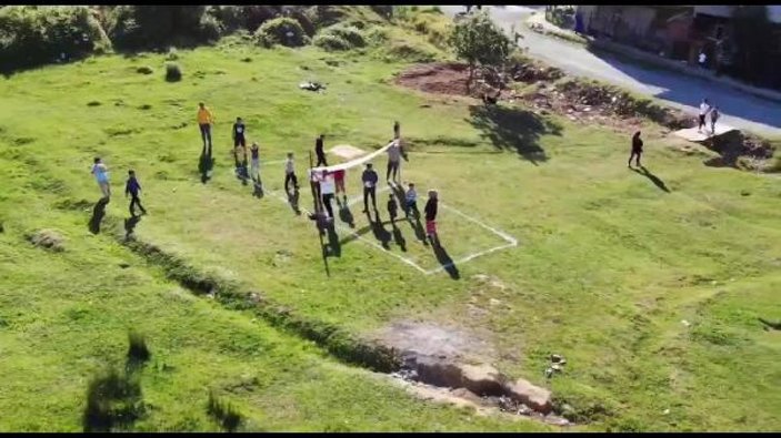 Arnavutköy'de drone'dan kaçanlar