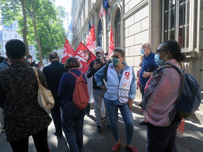 Fransa'da sağlıkçılardan hükümet karşıtı protesto