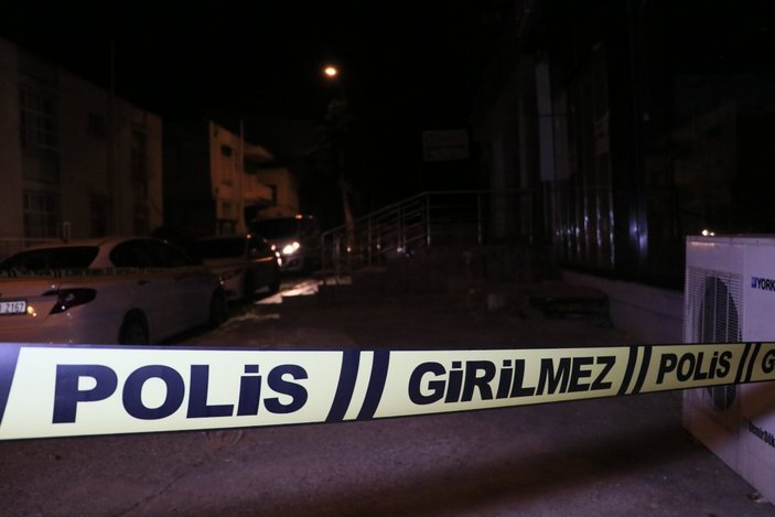 Adana'da sokak ortasında ateş açan magandalar yakalandı