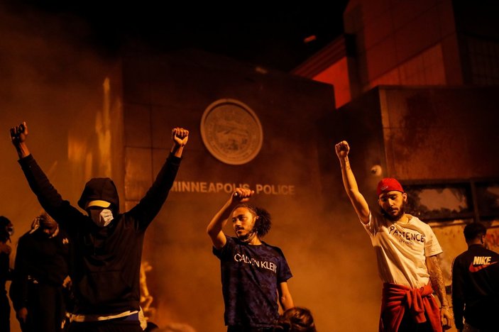 Amerika'da protestolar şiddetini artırdı