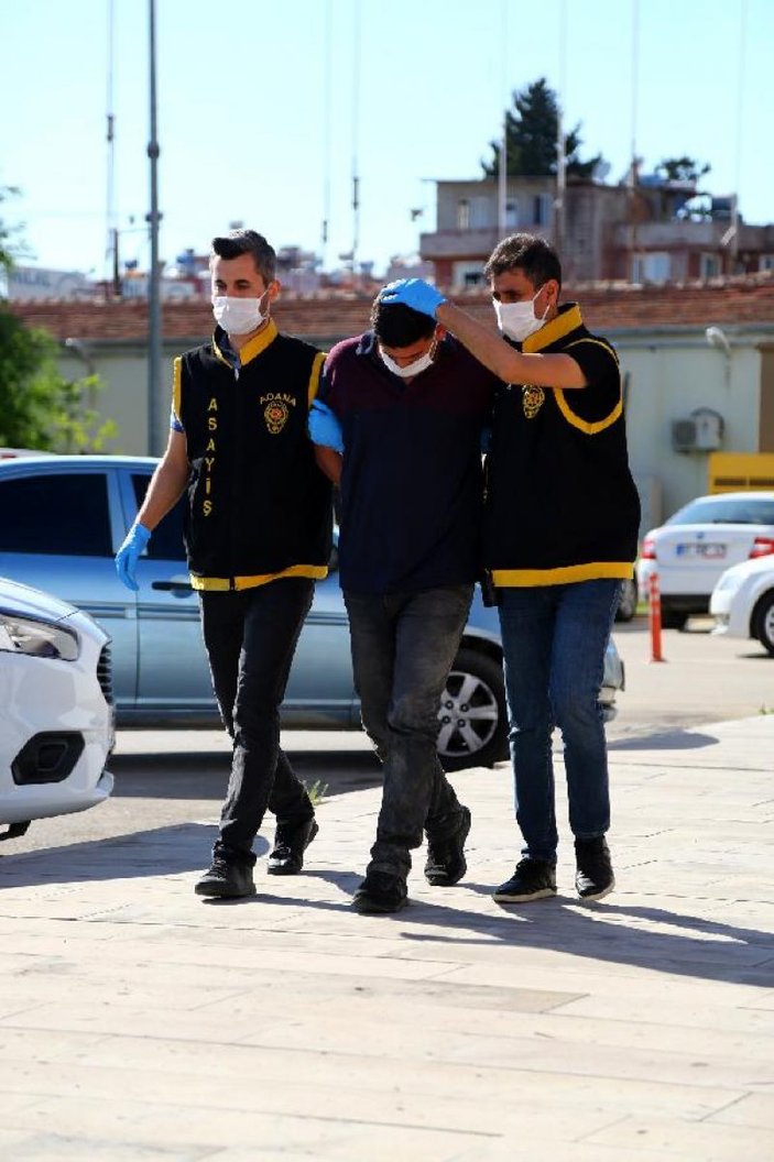 Adana'da otostop çektikleri otomobili çaldılar