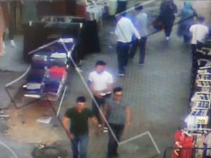 Diyarbakır'da saldırıya uğrayan polis şehit oldu