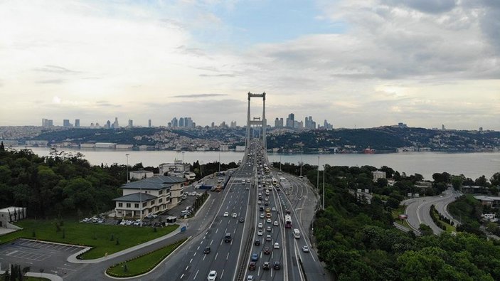 Normalleşme sabahında İstanbul’da yoğunluk