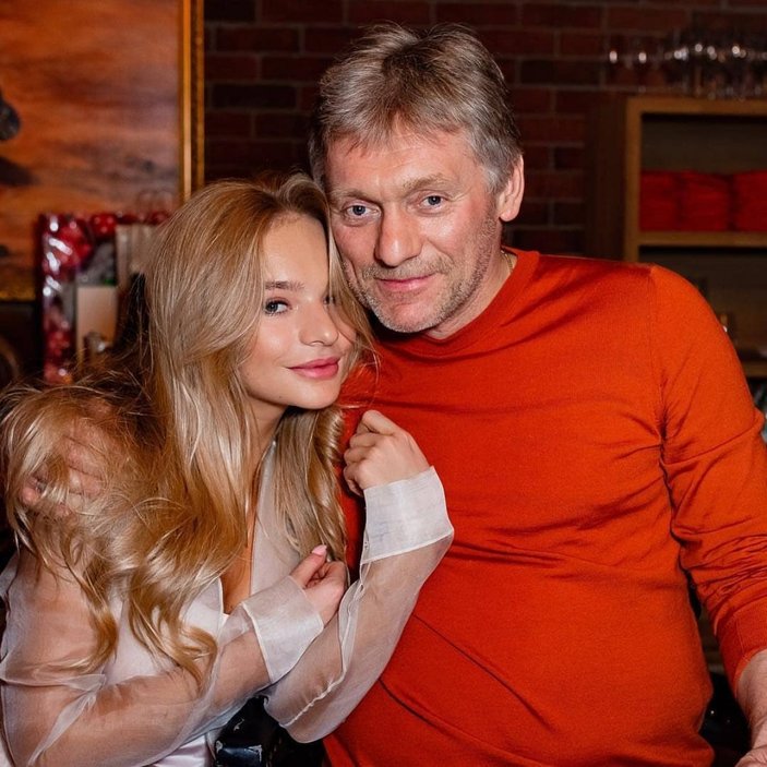 Peskov'un kızı Yelizaveta'dan Sarışınlar Günü paylaşımı