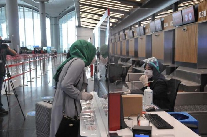 Yeni normalde ilk uçuş İstanbul'dan Ankara'ya yapıldı