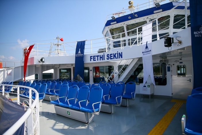 Fethi Sekin'in isminin verildiği feribot denize indirildi