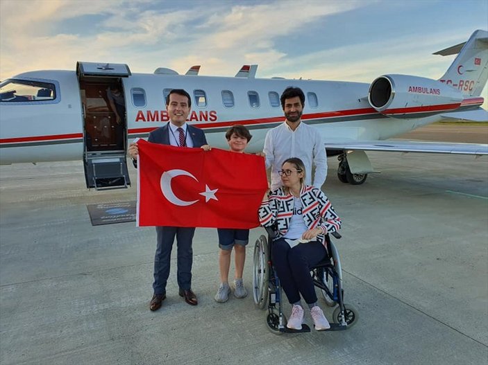 Beyin tümörlü Türk vatandaşı, Türkiye'ye getirildi